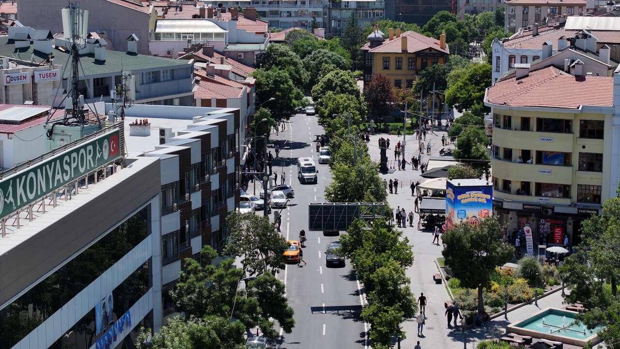 Konya Büyükşehir, şehrin merkezini bir gece değiştirdi 1